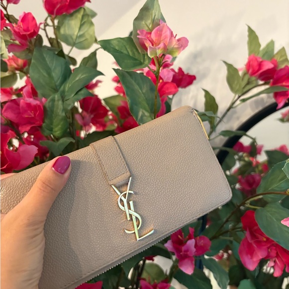 Yves Saint Laurent Handbags - Yves Saint Laurent Cream Leather Wallet with Iconic Logo